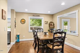 2618 Syringa Dr, Medford, OR 97501 - Photo 9