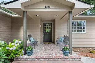 2618 Syringa Dr, Medford, OR 97501 - Photo 3
