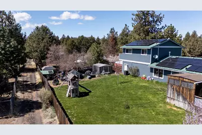 20873 SE Greenmont Drive, Bend, OR 97702 - Photo 9