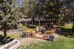 20873 SE Greenmont Dr, Bend, OR 97702 - Photo 41