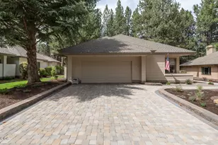60894 Willow Creek Loop, Bend, OR 97702 - Photo 5