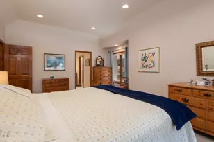 60894 Willow Creek Loop, Bend, OR 97702 - Photo 23