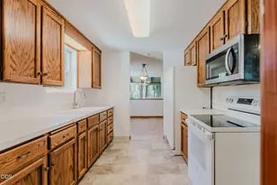 52591 Sunrise Blvd, La Pine, OR 97739 - Photo 11