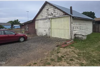386 S Main Street, Prineville, OR 97754 - Photo 5