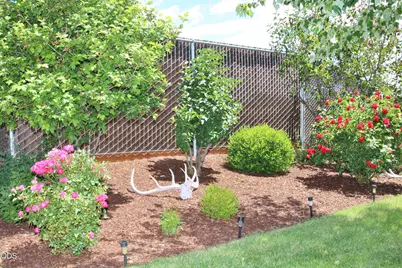 10016 McGuire Avenue, Klamath Falls, OR 97603 - Photo 9
