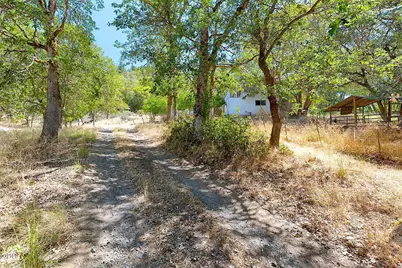 705 Murphy Gulch Road, Rogue River, OR 97537 - Photo 41