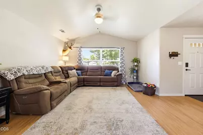 8292 29th, White City, OR 97503 - Photo 7