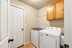 8292 29th, White City, OR 97503 - Photo 31
