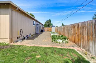 8292 29th, White City, OR 97503 - Photo 37