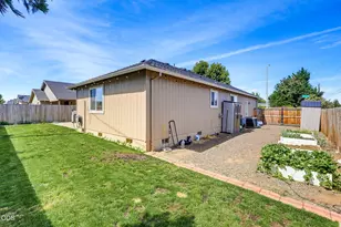 8292 29th, White City, OR 97503 - Photo 39