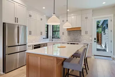 1225 NW Elgin Avenue, Bend, OR 97703 - Photo 13