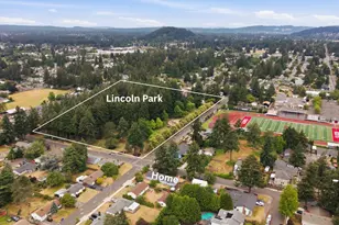 1772 SE 135th Ave, Portland, OR 97233 - Photo 3