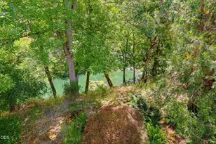 7935 Upper Applegate Rd, Jacksonville, OR 97530 - Photo 37