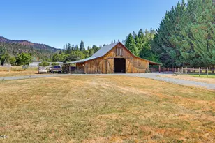 7935 Upper Applegate Rd, Jacksonville, OR 97530 - Photo 93