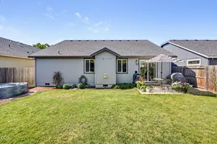 630 Woodlark Dr, Medford, OR 97501 - Photo 25