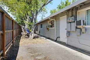 43 N Columbus, Medford, OR 97501 - Photo 17