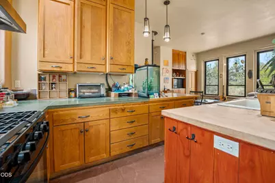 22945 Timland Lane, Bend, OR 97702 - Photo 17