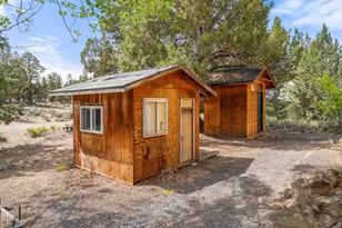 22945 Timland Ln, Bend, OR 97702 - Photo 37