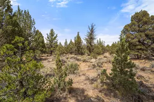 22945 Timland Ln, Bend, OR 97702 - Photo 41