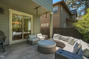 20106 Stonegate Dr, Bend, OR 97702 - Photo 49