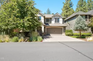 20106 Stonegate Dr, Bend, OR 97702 - Photo 59