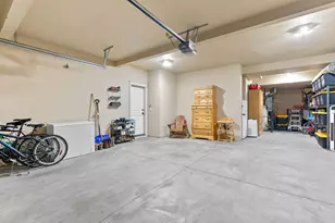 20106 Stonegate Dr, Bend, OR 97702 - Photo 57