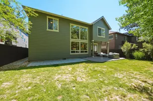 20106 Stonegate Dr, Bend, OR 97702 - Photo 45