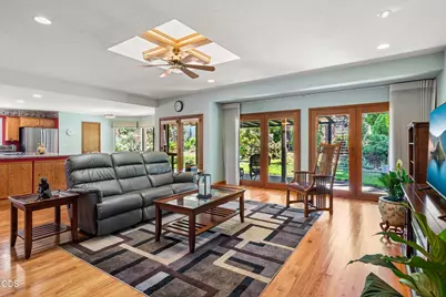 2474 Senate Way, Medford, OR 97504 - Photo 5