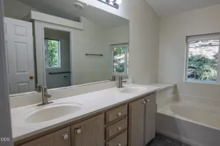 11020 N Applegate Rd, Grants Pass, OR 97527 - Photo 15