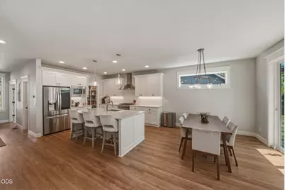 61003 SE Crane Peak Court, Bend, OR 97702 - Photo 7