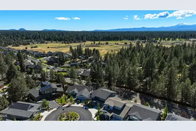 61003 SE Crane Peak Court, Bend, OR 97702 - Photo 41