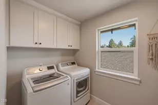 61003 SE Crane Peak Ct, Bend, OR 97702 - Photo 27