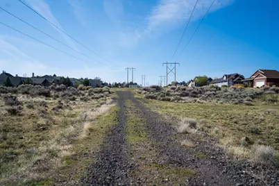 0 SW Reindeer Avenue #00139, Redmond, OR 97756 - Photo 17