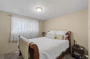 4414 Meadows Dr, Klamath Falls, OR 97603 - Photo 13