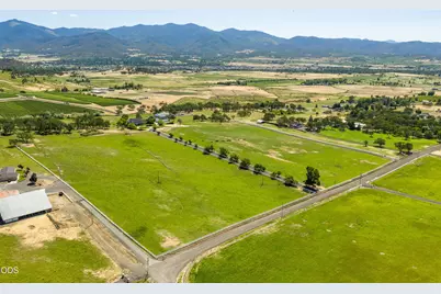 4550 Coal Mine Road, Medford, OR 97504 - Photo 7