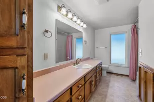 19572 Apache Rd, Bend, OR 97702 - Photo 27