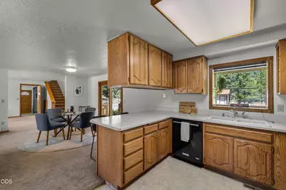 19572 Apache Road, Bend, OR 97702 - Photo 17