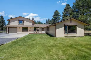 19572 Apache Rd, Bend, OR 97702 - Photo 5