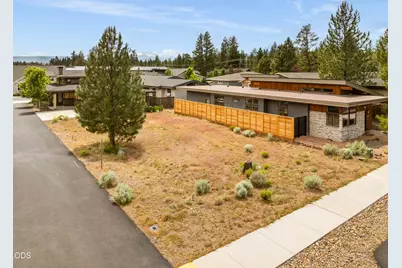 283 W Heising Drive, Sisters, OR 97759 - Photo 1