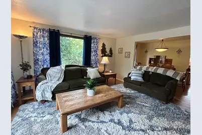 3015 Lone Pine Road, Medford, OR 97504 - Photo 5