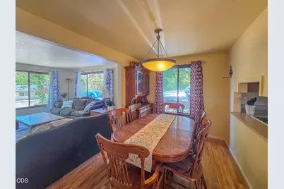 3015 Lone Pine Road, Medford, OR 97504 - Photo 9