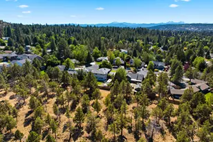 2034 NE Bluebird Ct NE, Bend, OR 97701 - Photo 47