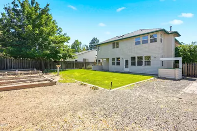 2034 NE Bluebird Court NE, Bend, OR 97701 - Photo 35