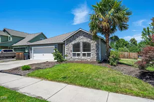 1700 Kaufman Way, Medford, OR 97501 - Photo 3