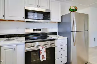 2466 SW 26th St, Redmond, OR 97756 - Photo 11