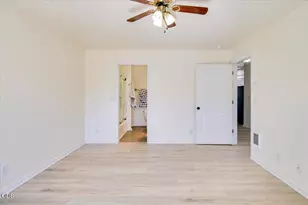 2466 SW 26th St, Redmond, OR 97756 - Photo 17