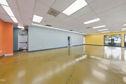 1205 Plaza Boulevard #A-B, Central Point, OR 97502 - Photo 9