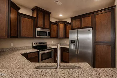 1311 Swayze Lane, Medford, OR 97501 - Photo 9