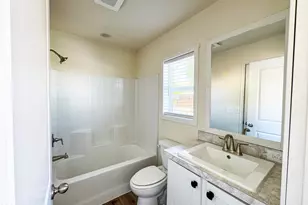 2241 Greensprings Dr, Klamath Falls, OR 97601 - Photo 7