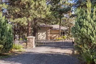 56680 Lunar Dr, Bend, OR 97707 - Photo 3
